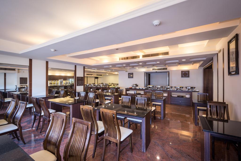 Twinstar Hotel Taichung Exterior foto