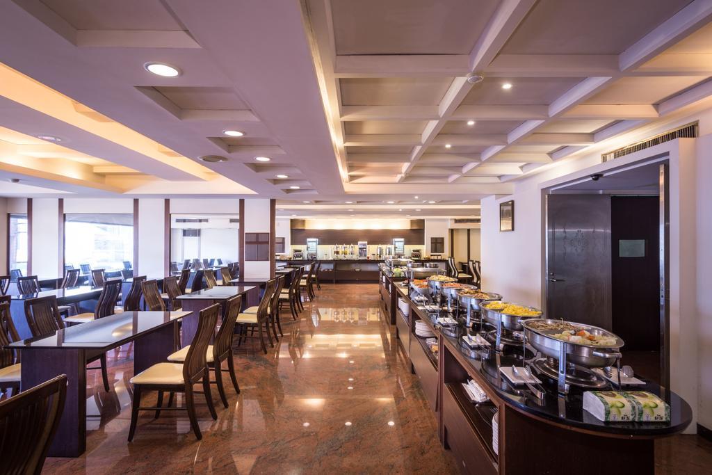 Twinstar Hotel Taichung Exterior foto