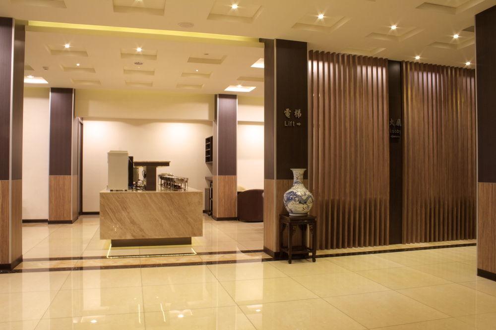 Twinstar Hotel Taichung Exterior foto