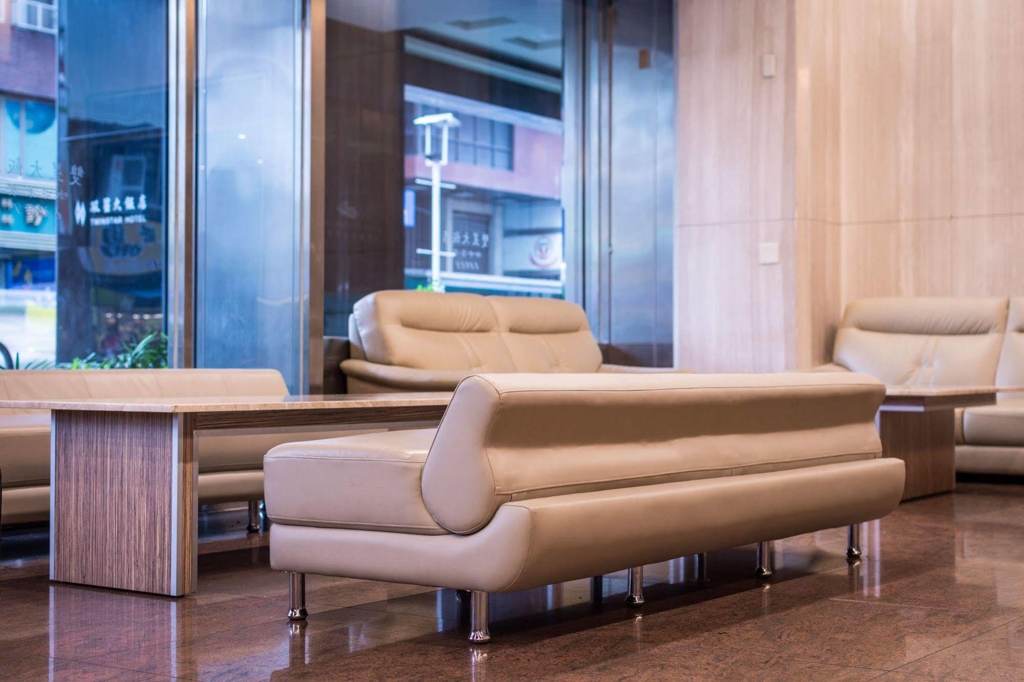 Twinstar Hotel Taichung Exterior foto